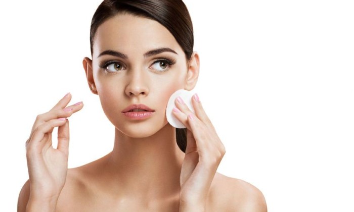 fille-démaquillage1 (1)